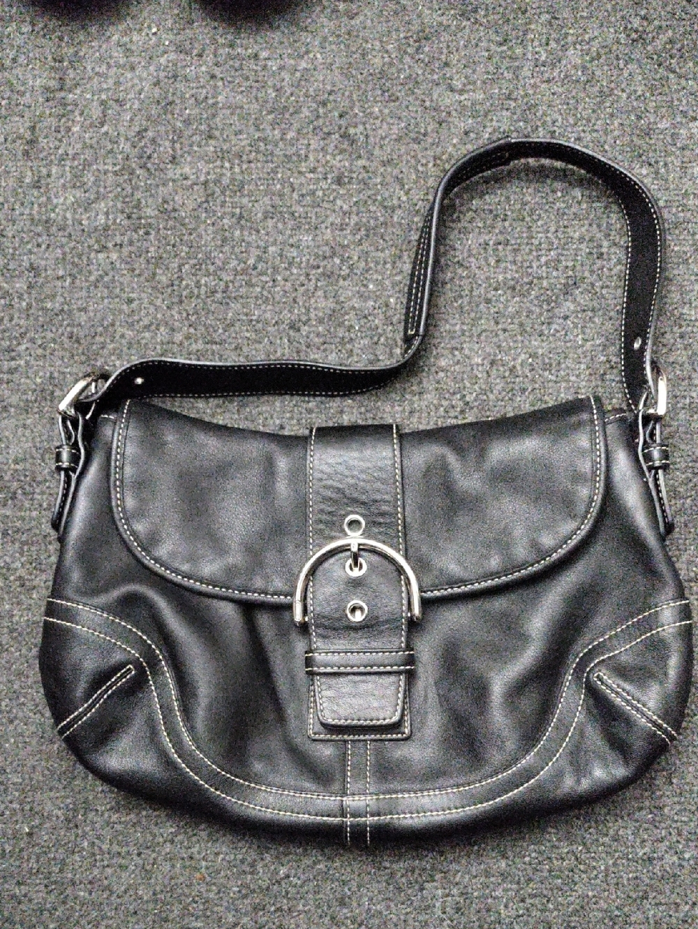 Classic Black Leather Shoulder Bag with Buckle Detail #9248